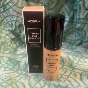 Moira Complete Wear Foundation Ultra Coverage Weightless - #325 True Beige